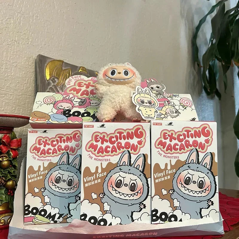 Labu macaroon sits on the party's black rubber face surprise blind box Labu 1st generation 2nd generation 3 plush doll gift.